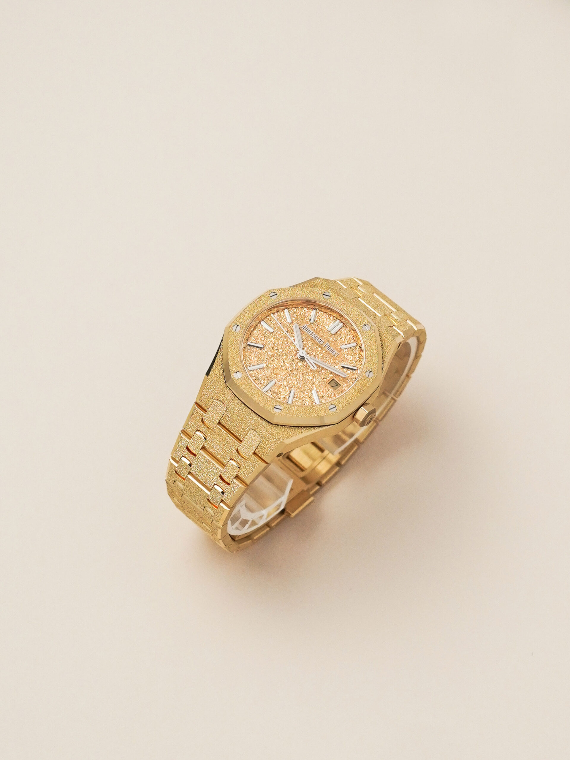 【新作】 AUDEMARS PIGUET オーデマピゲ ロイヤルオーク フロステッドゴールド 77450BA.GG.1361BA.01