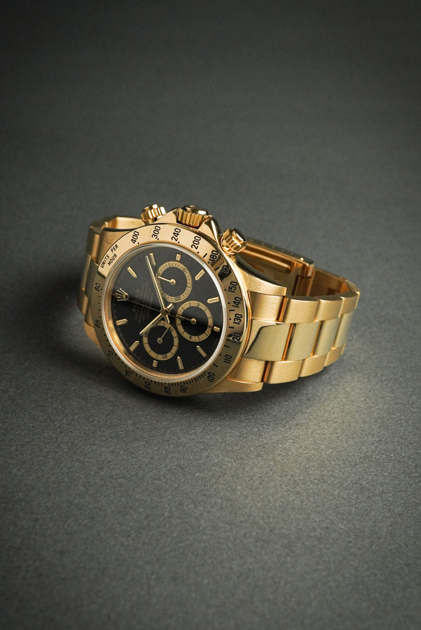 【Vintage 金無垢モデル】 ROLEX ロレックス デイトナ ブラックダイヤル イエローゴールド 16528 逆6 シングルバックル